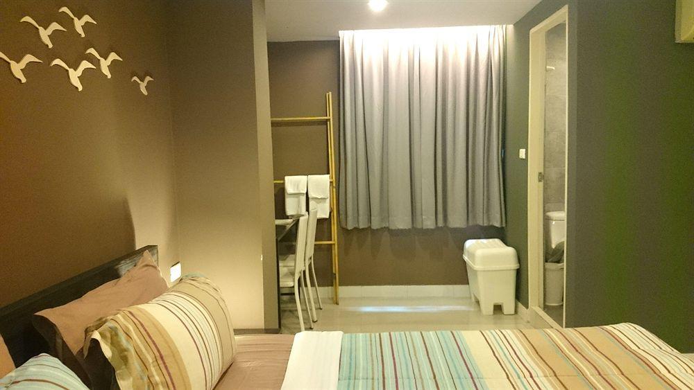 Limburi Hometel Hotel