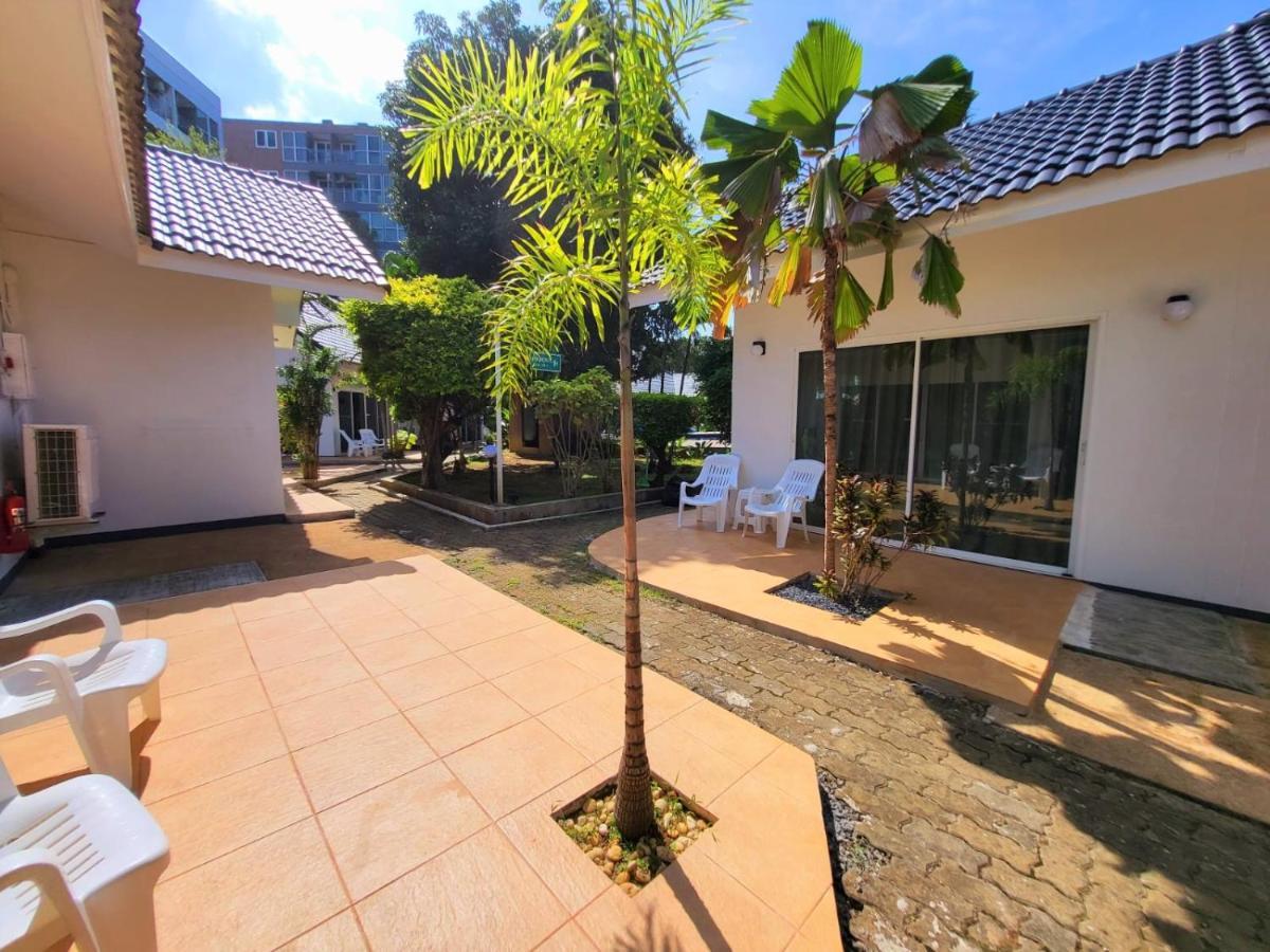Blue Palm 3*