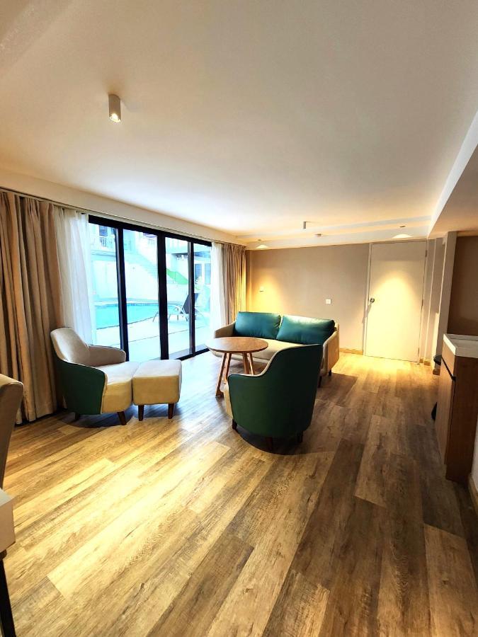 Amalthea Hotel 4*