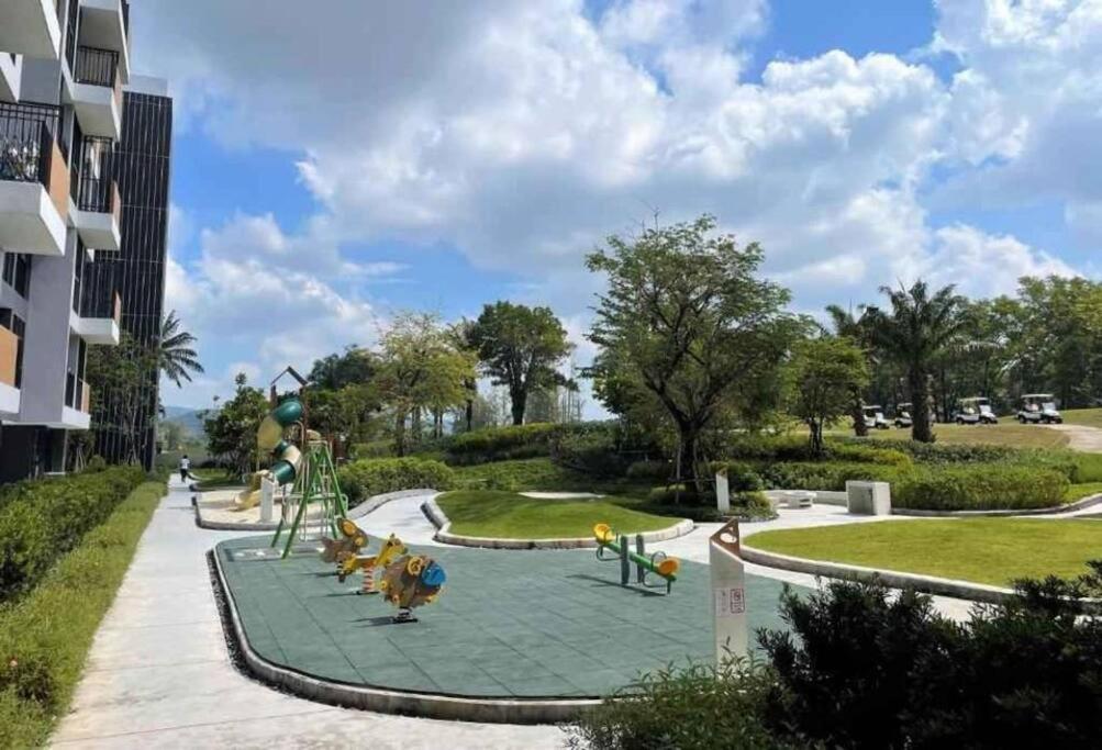Apartment 普吉岛laguna海滩豪华天际泳池公寓，奢华体验与休闲之选 *