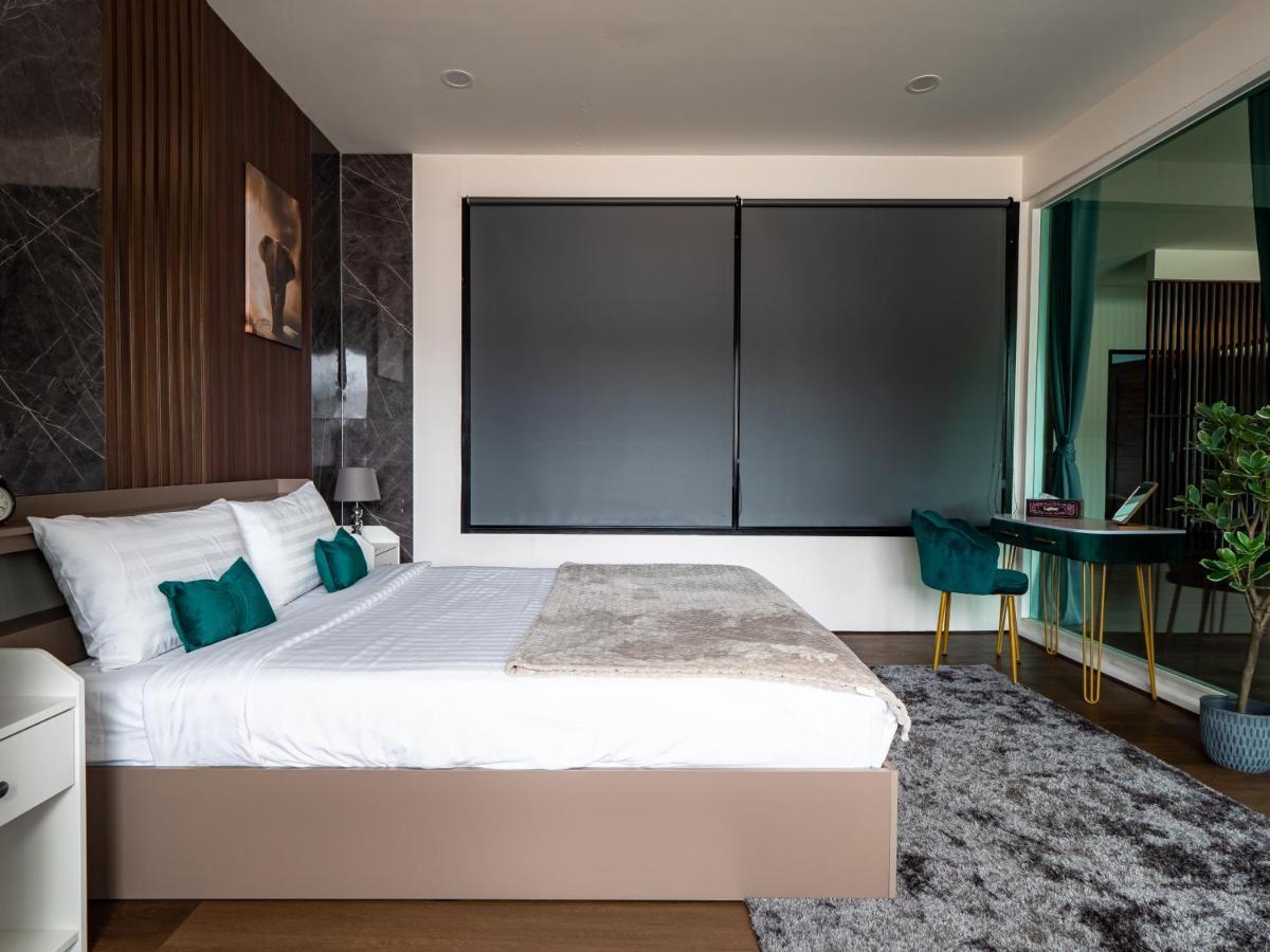 Apartment Grand Penthouse By Grand Orlov