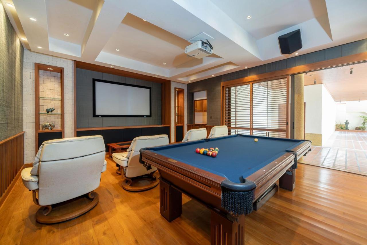 Villa Seaview 5br Pool Apsara, Free Breakfast And Full Service, 5 Min Walk To