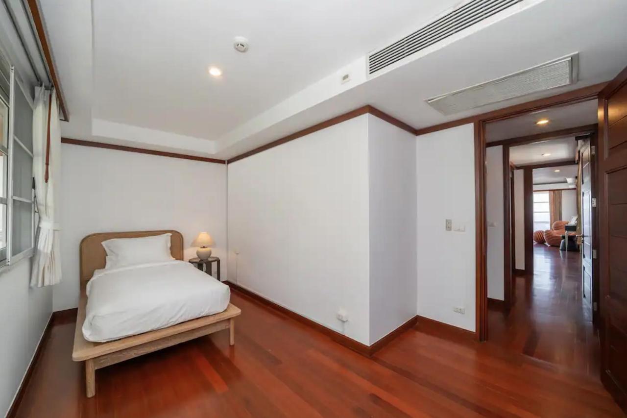 Scenic Seaview Sea Dream For 9, Tennis Court, 5min Walk To Noi Villa Kata Beach (Phuket)
