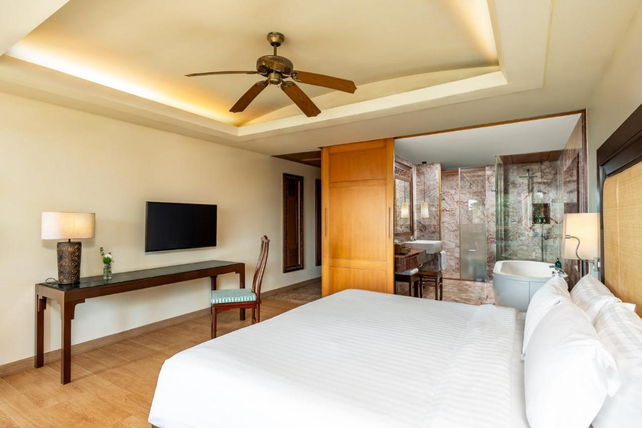 Centara Grand Phuket - Sha