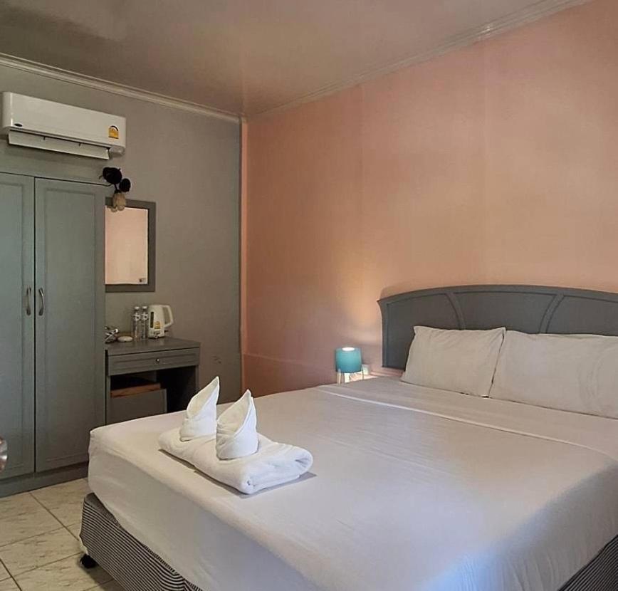 Phuket Golden - Sha Extra Locanda