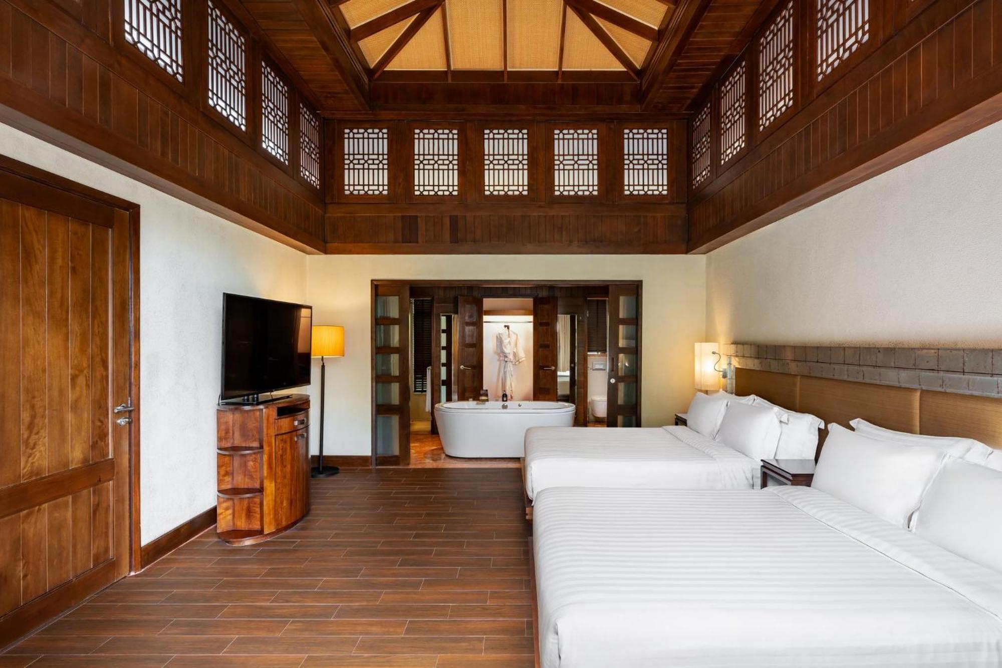 Centara Grand Phuket - Sha 5* Karon