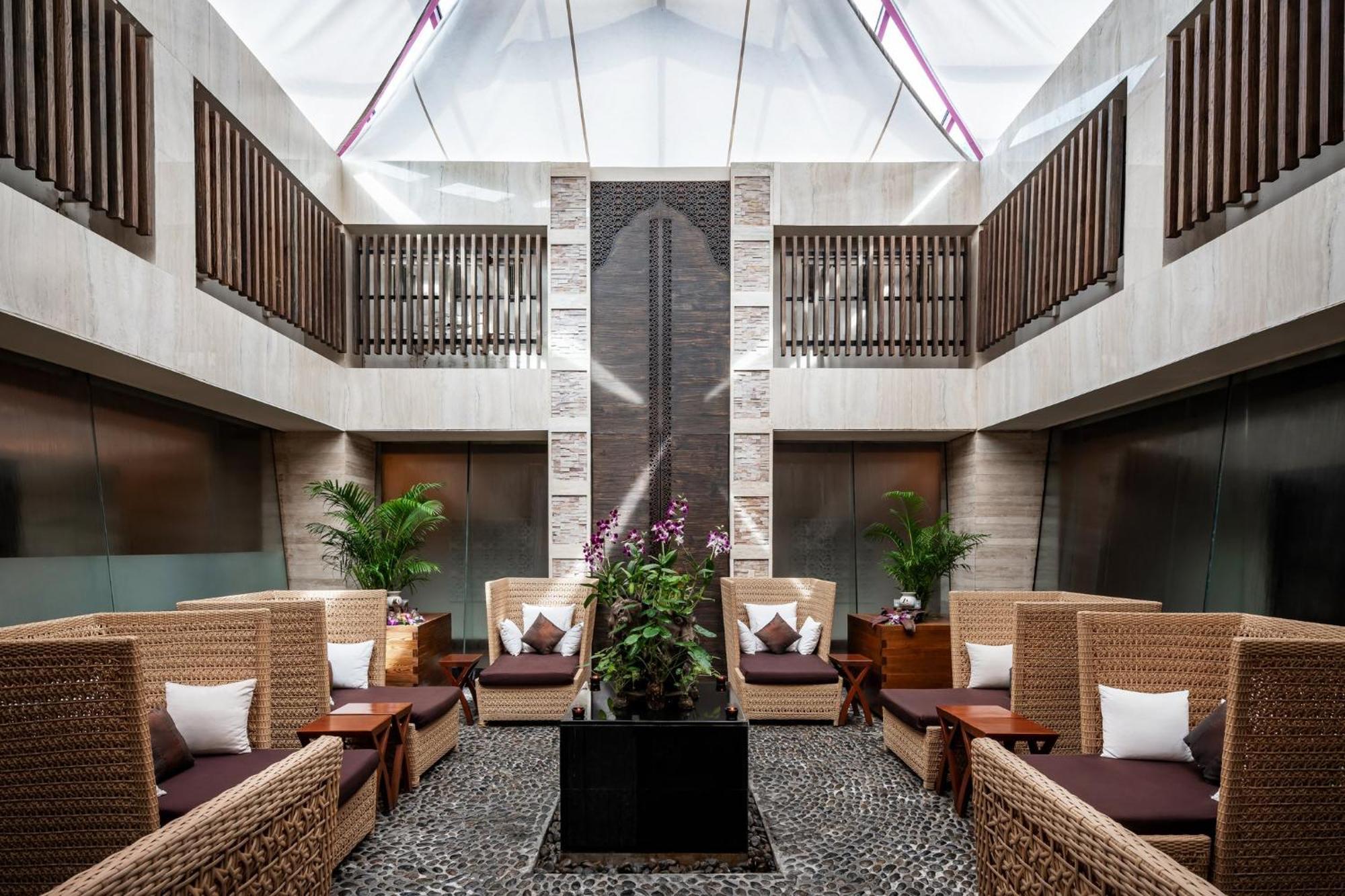 Centara Grand Phuket - Sha 5*
