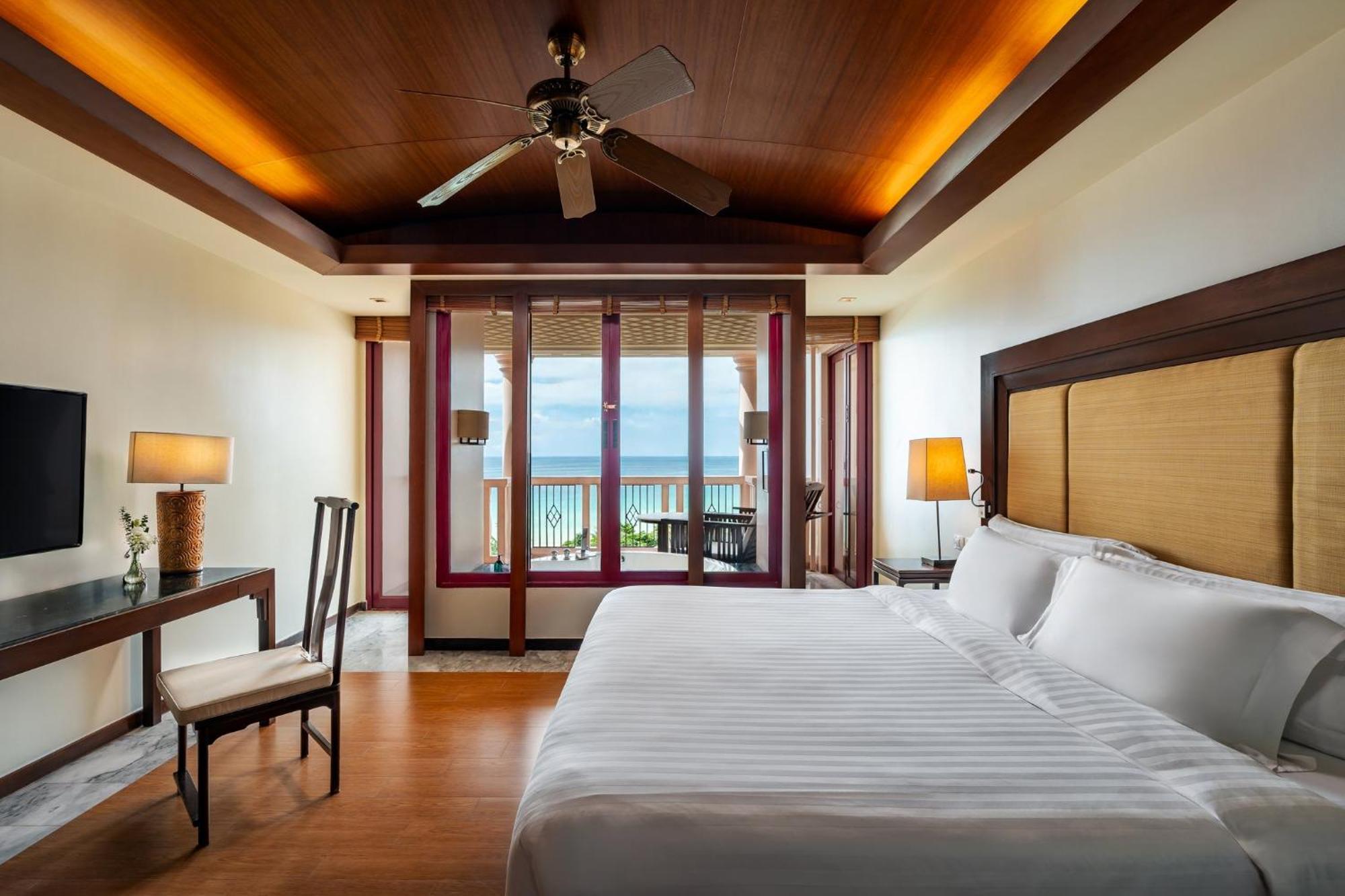 Resort Centara Grand Phuket - Sha