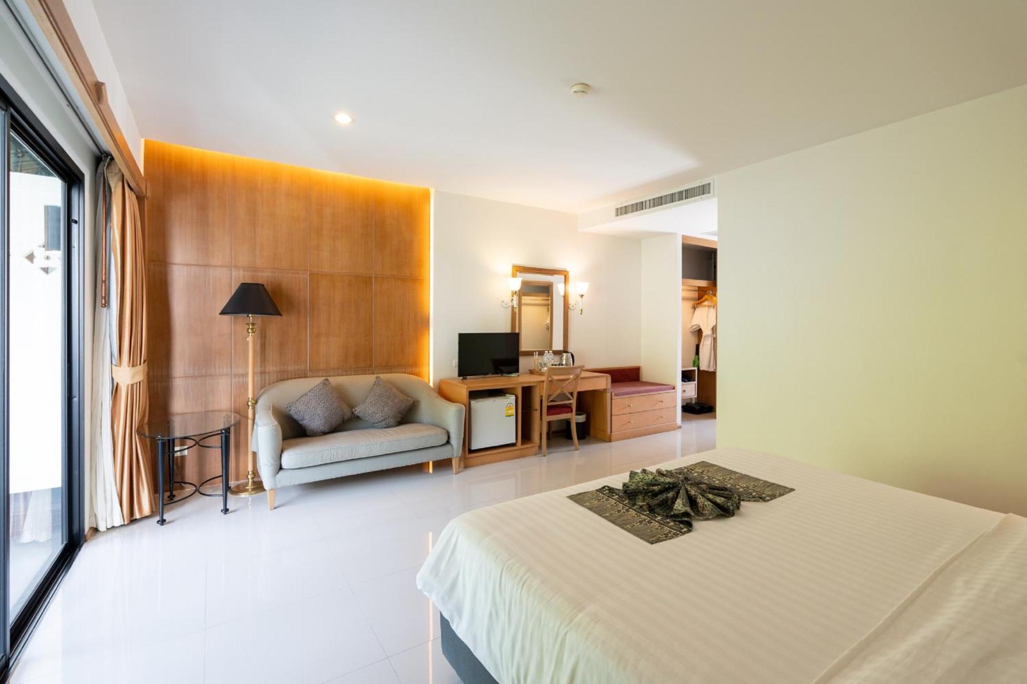 Tinidee Golf Phuket - Sha Extra Hotel