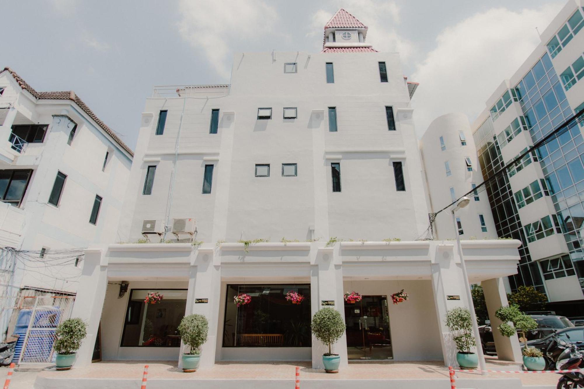 The Corner * Patong