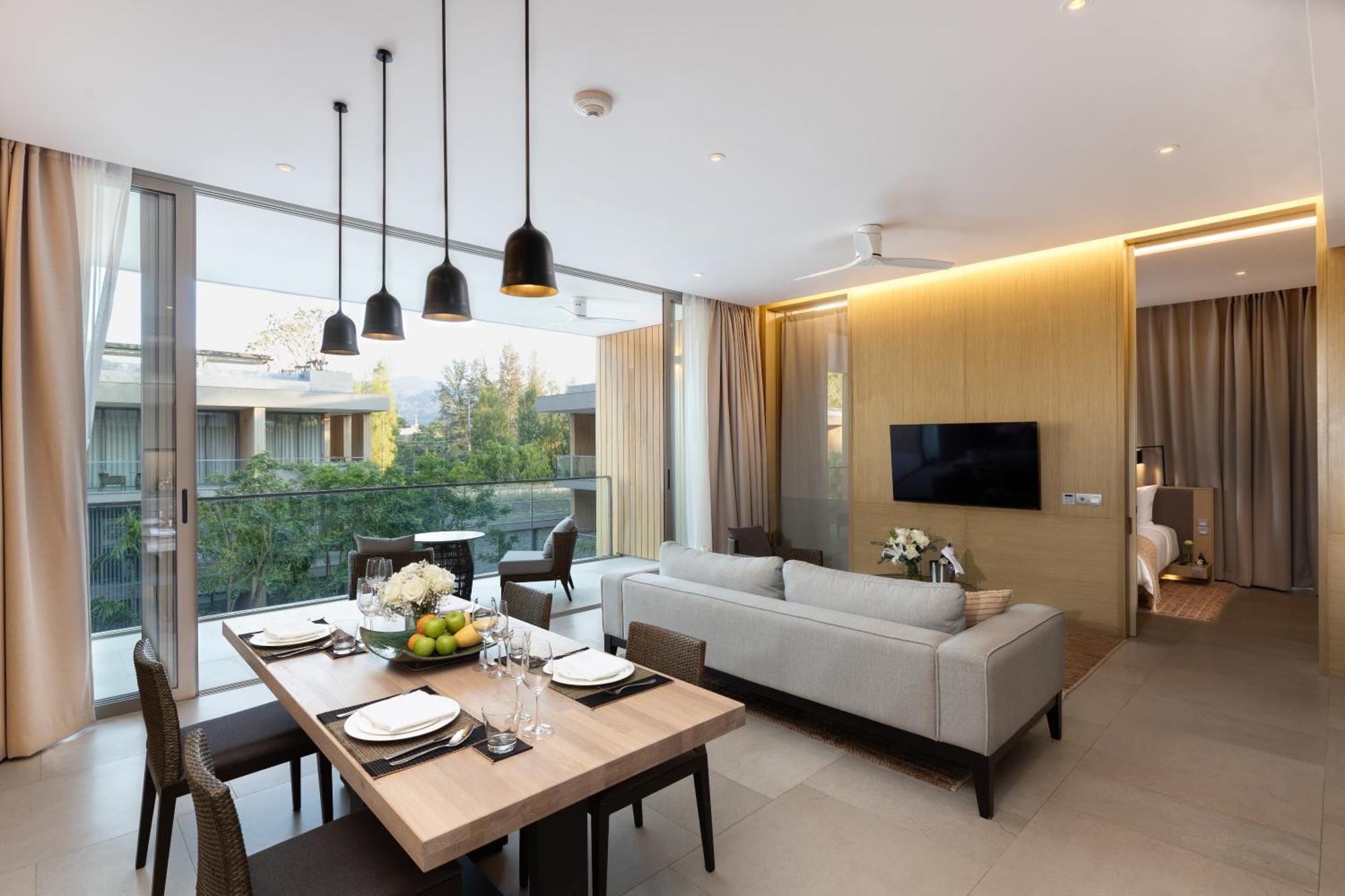 Twinpalms Montazure Hotel Phuket