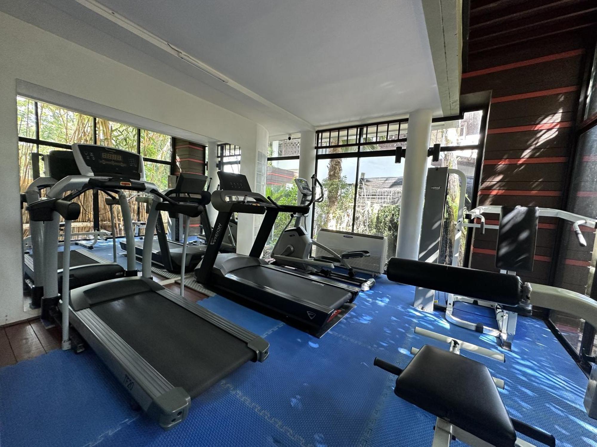 Navatara Phuket 4*