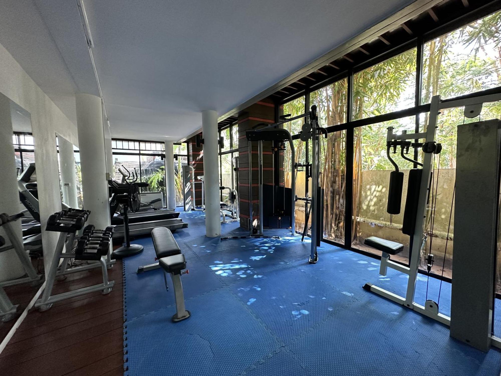 Resort Navatara Phuket 4*