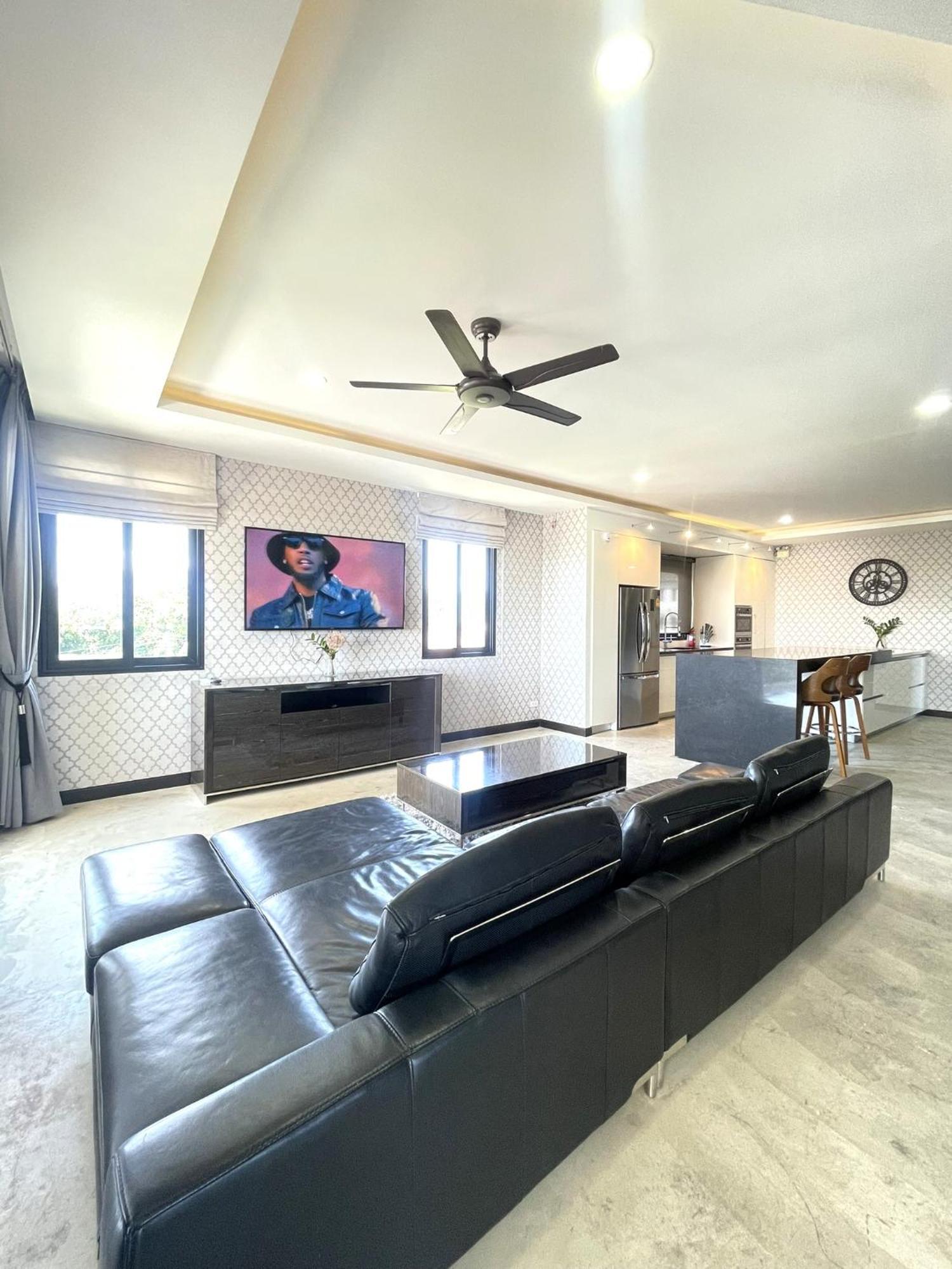 Vanilla Boutique 3 Bedroom Luxury Apartment
