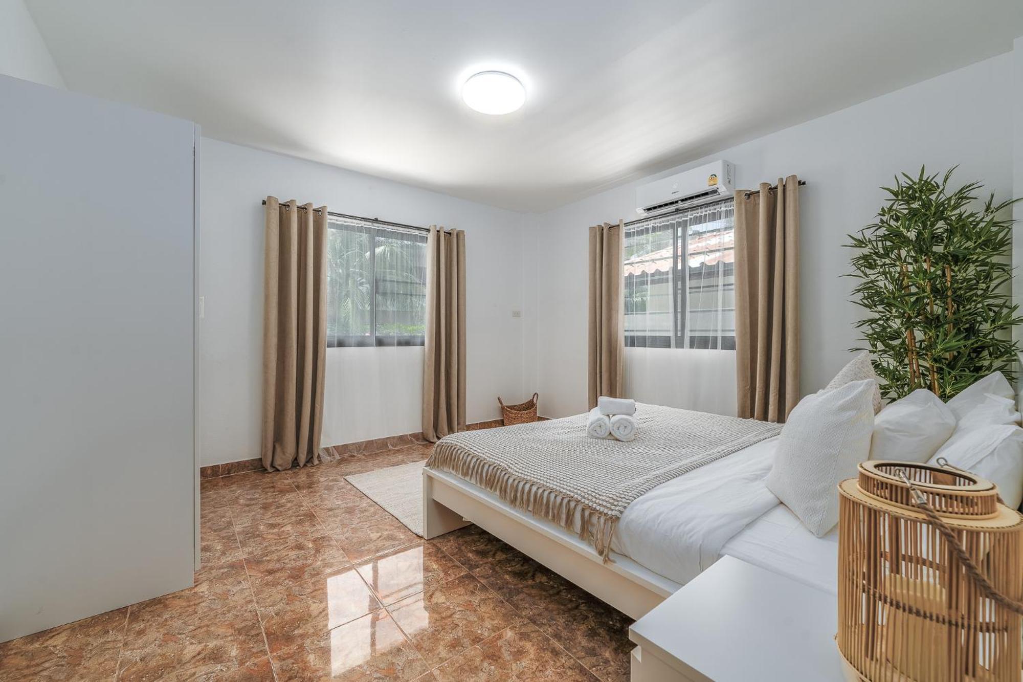 Villa Nai Harn 2 Bdr Rawai