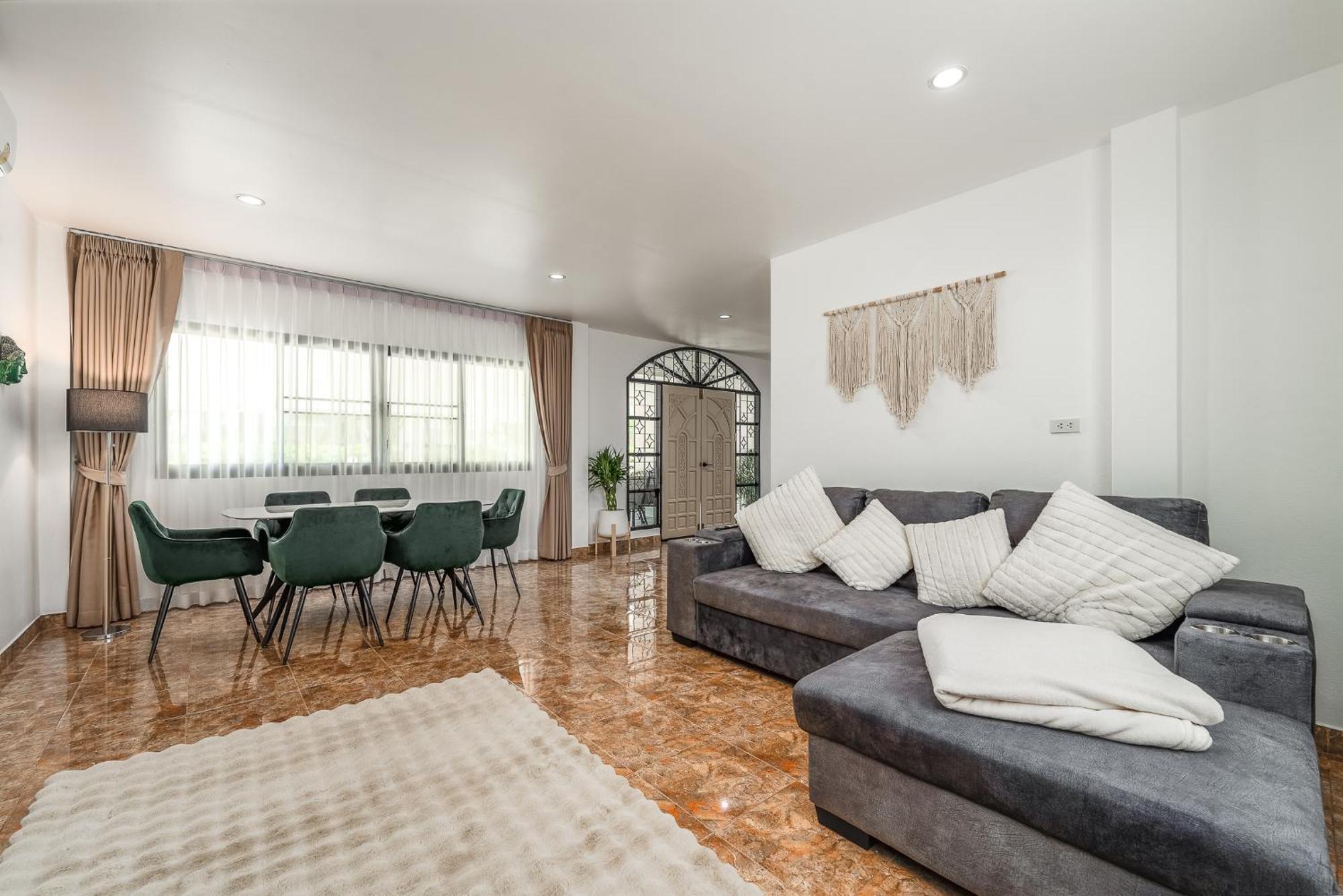Nai Harn 2 Bdr Villa *
