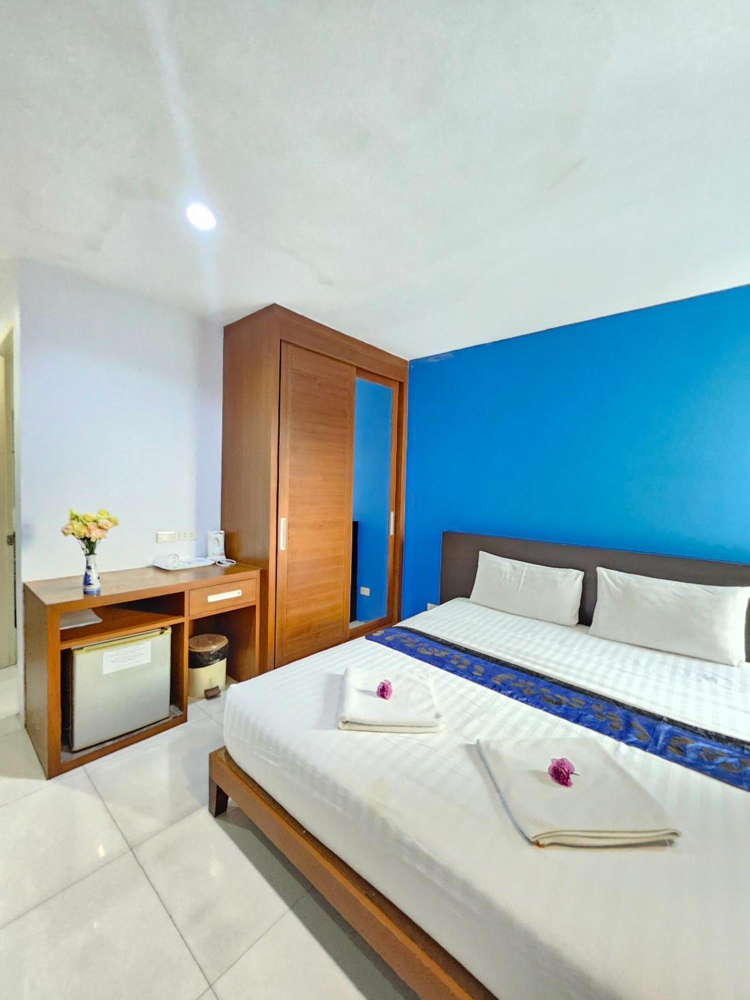 Hotel La Xenia 2*