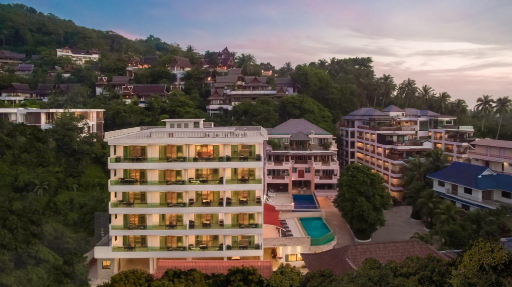 Sabai Surin Beach (Phuket)