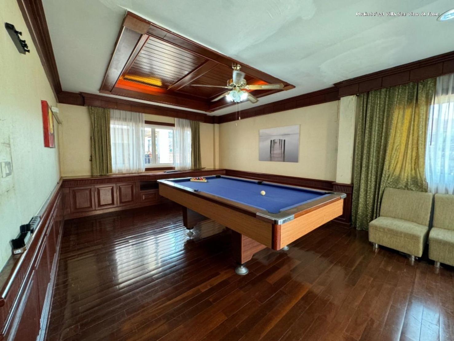 Cheeva Pool Homestay