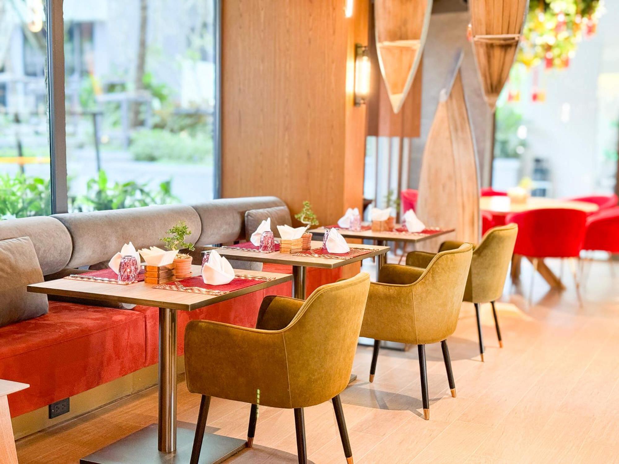 Hotel La And Bang Tao Beach (Phuket)