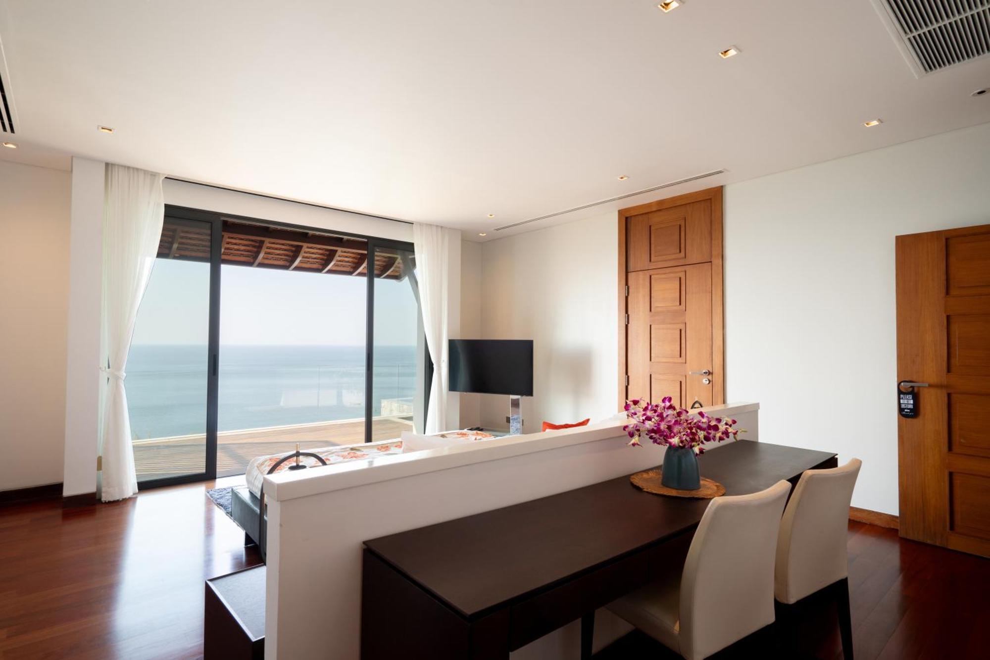 Villa Lada Cliff Malaiwana