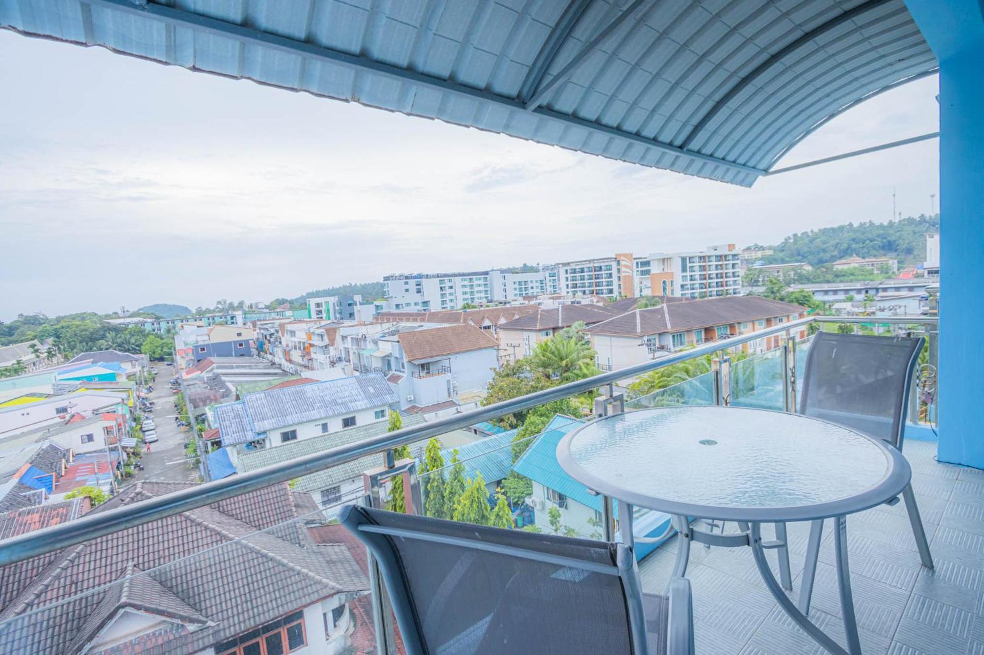 Hotel Utopia Kata By Roomquest Phuket