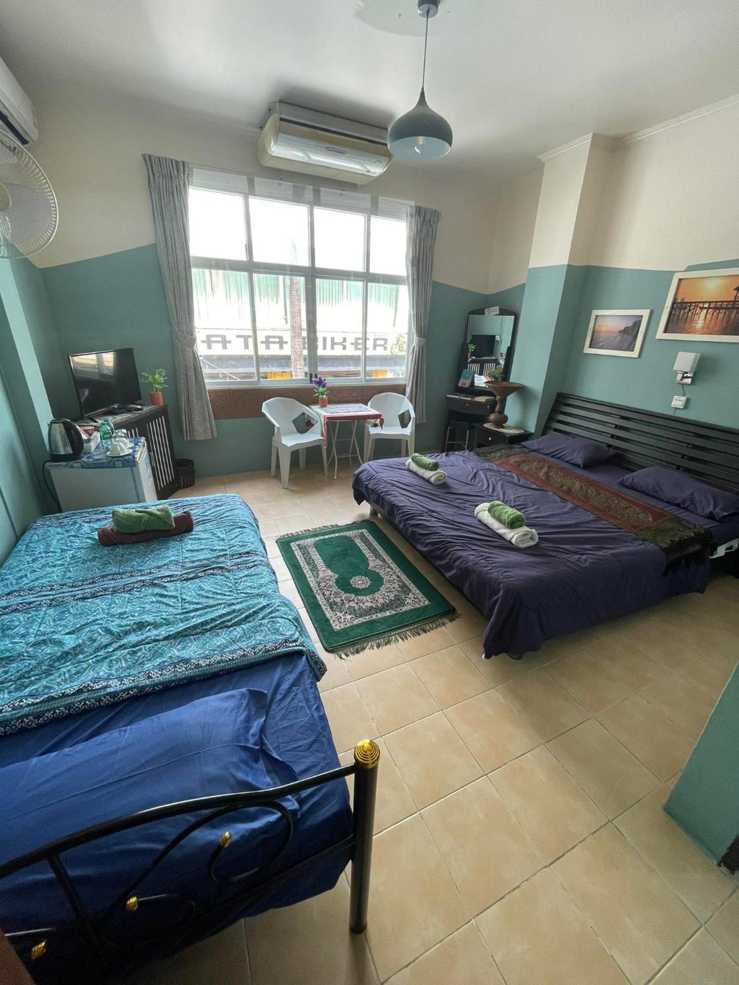 Guest house San Antonio & Restaurant Kata Beach (Phuket)