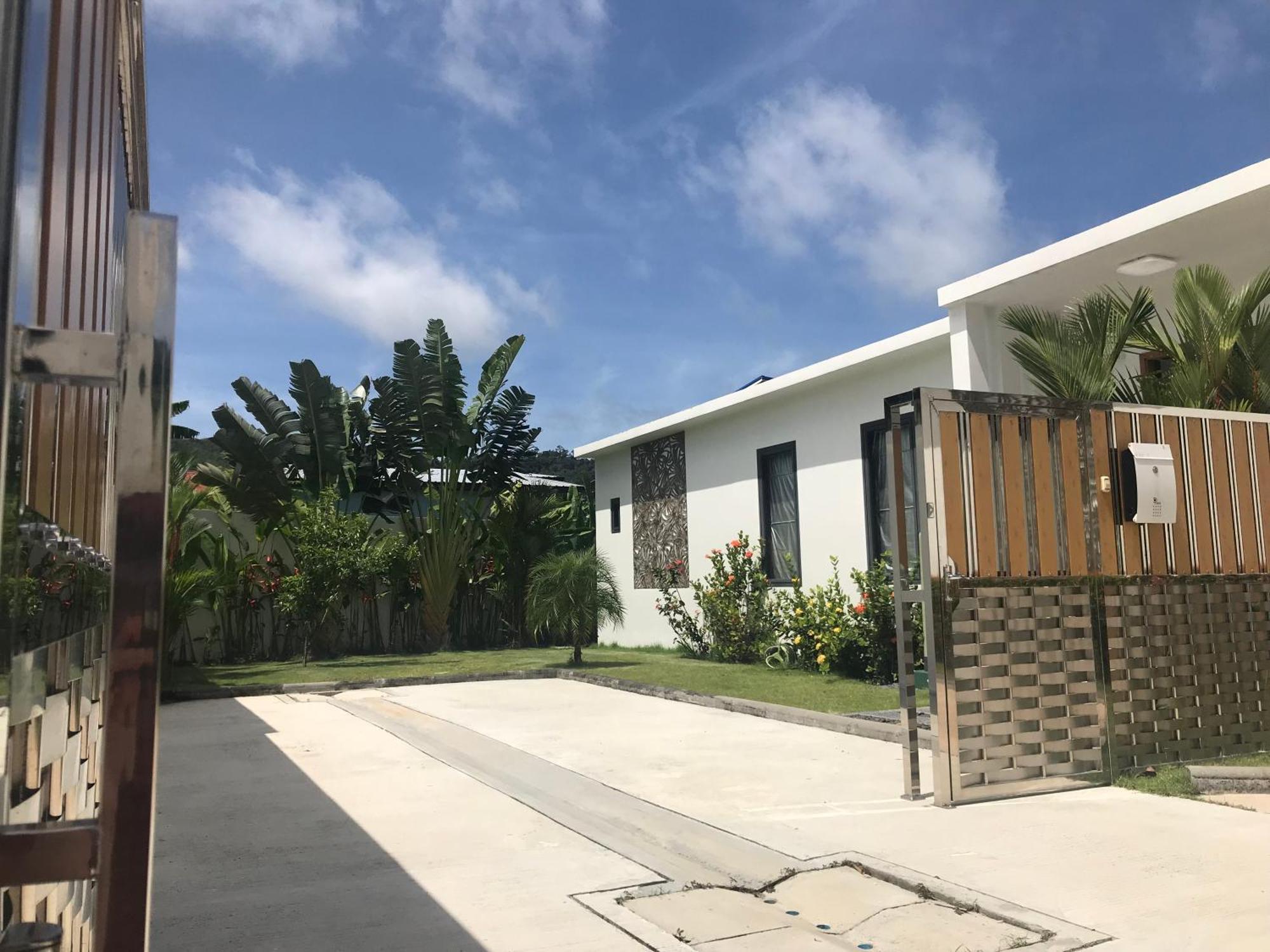 Mai Mee Pan Ha 3 Bedrooms * Phuket