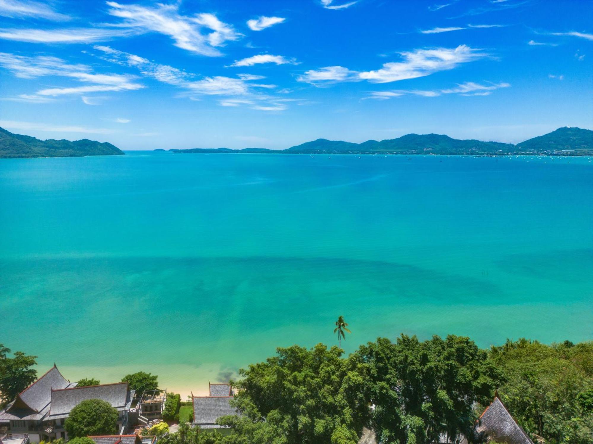 悬崖别墅 无边海景 直达海滩 五卧泰式独栋私人泳池别墅 超漂亮日出 Villa *