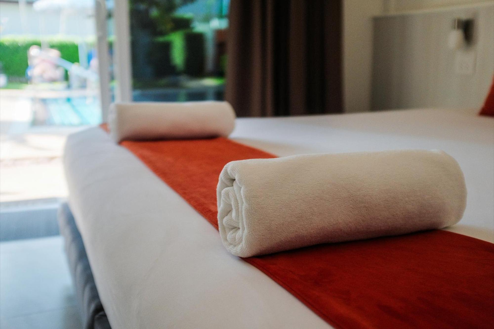 Phuket Airport - Sha Extra Resort Nai Yang