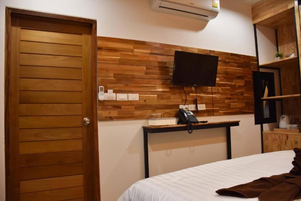 Bed & Breakfast Momento Bangtao *