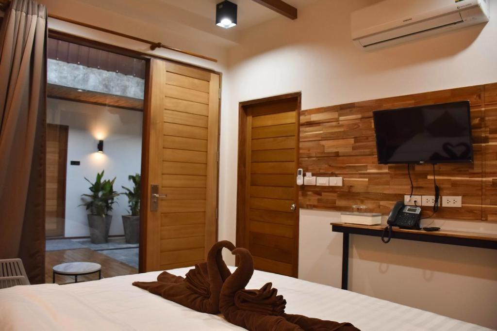 Momento Bangtao Bed & Breakfast
