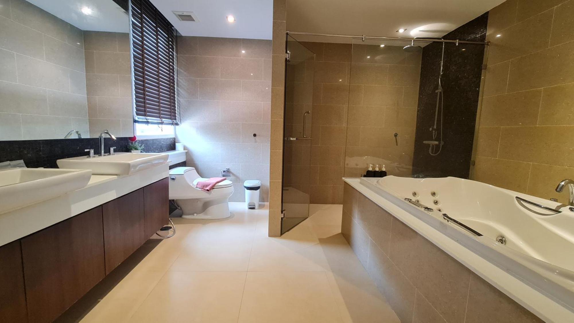 Aparthotel The Privilege 4*