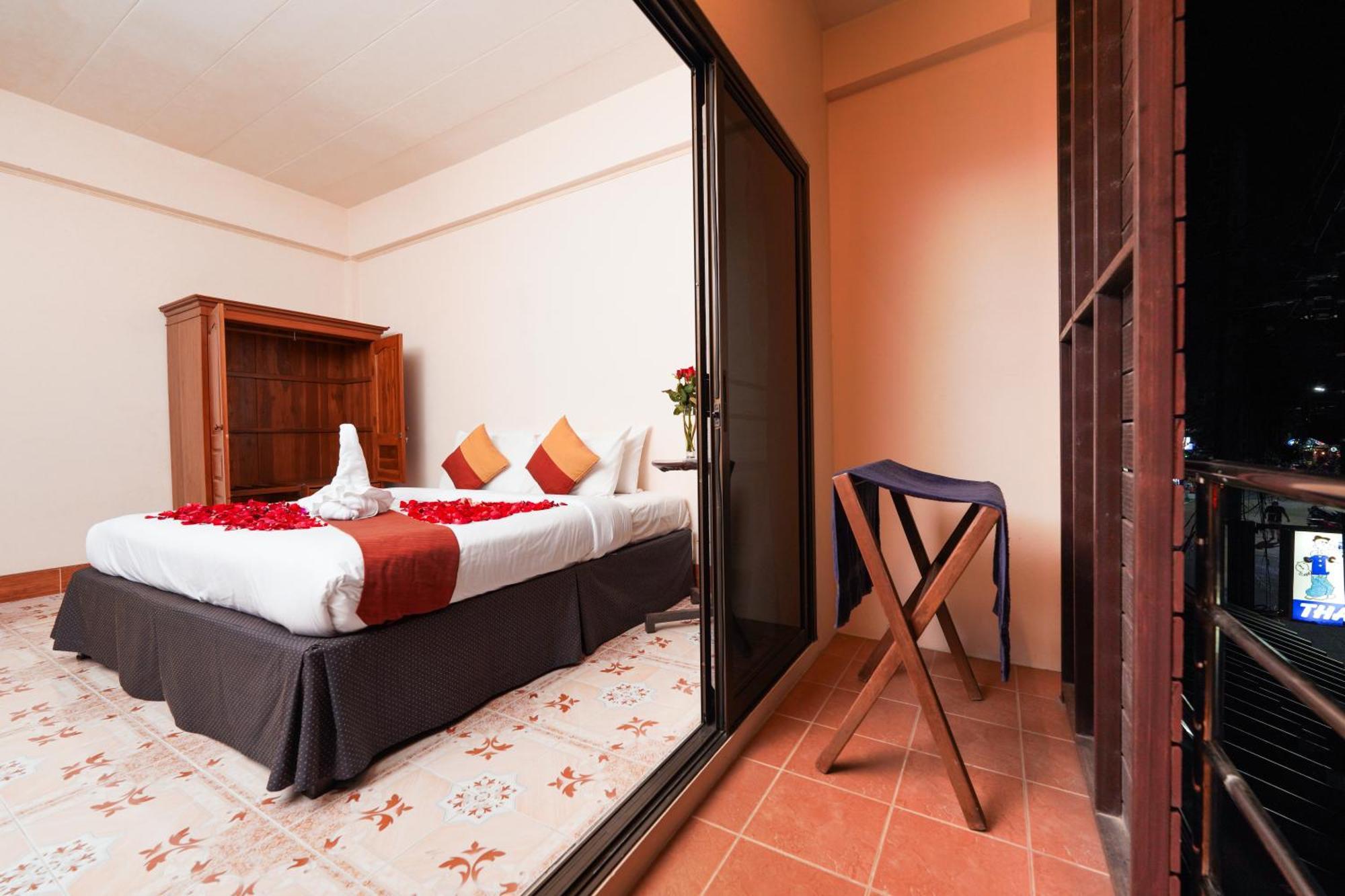 Hostel Baan Backpacker