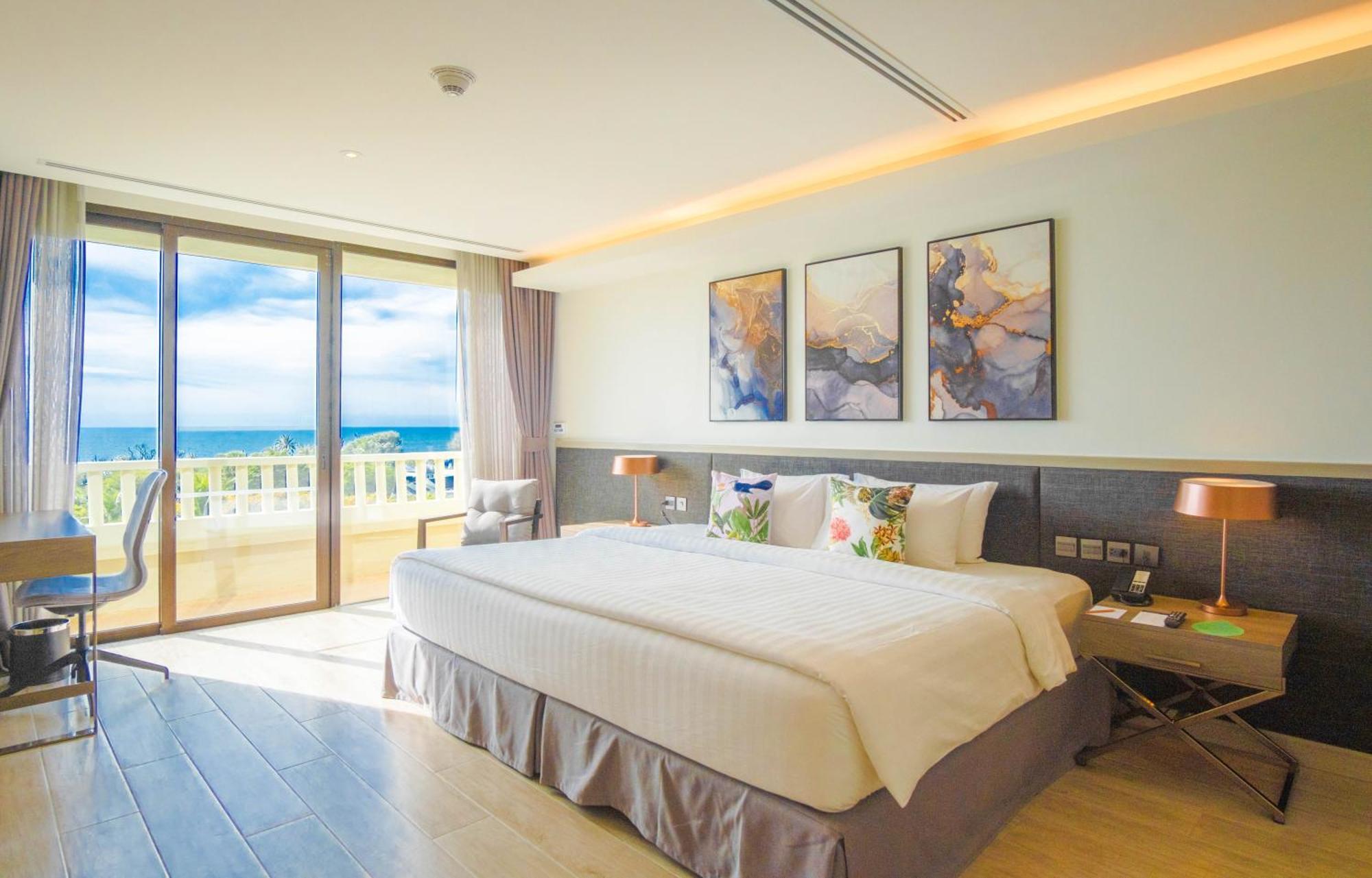 Paradox Phuket Resort 5*