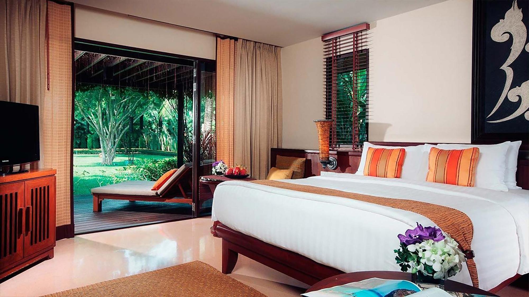 Resort Paradox Phuket 5*