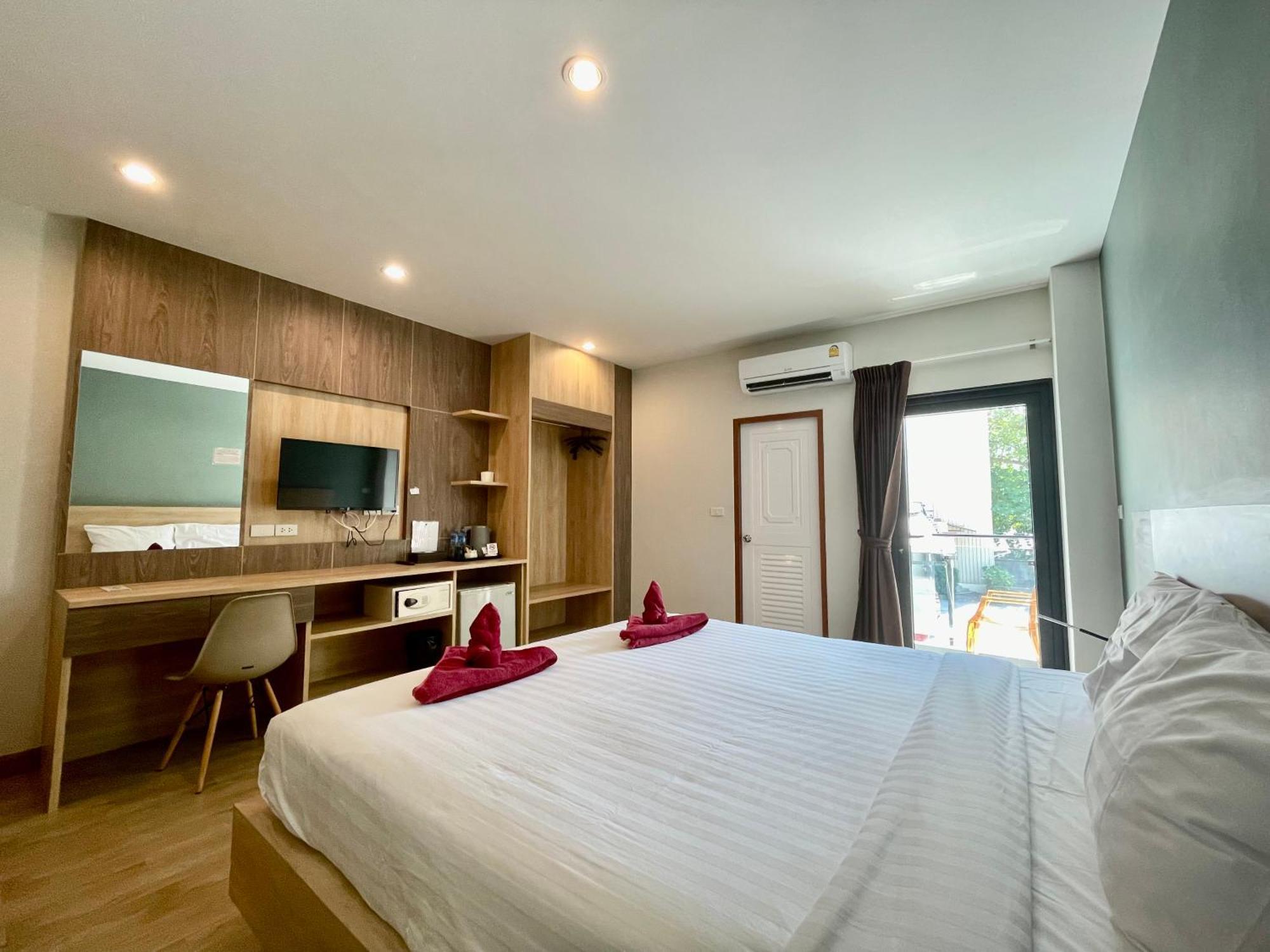 Inn Actually Karon