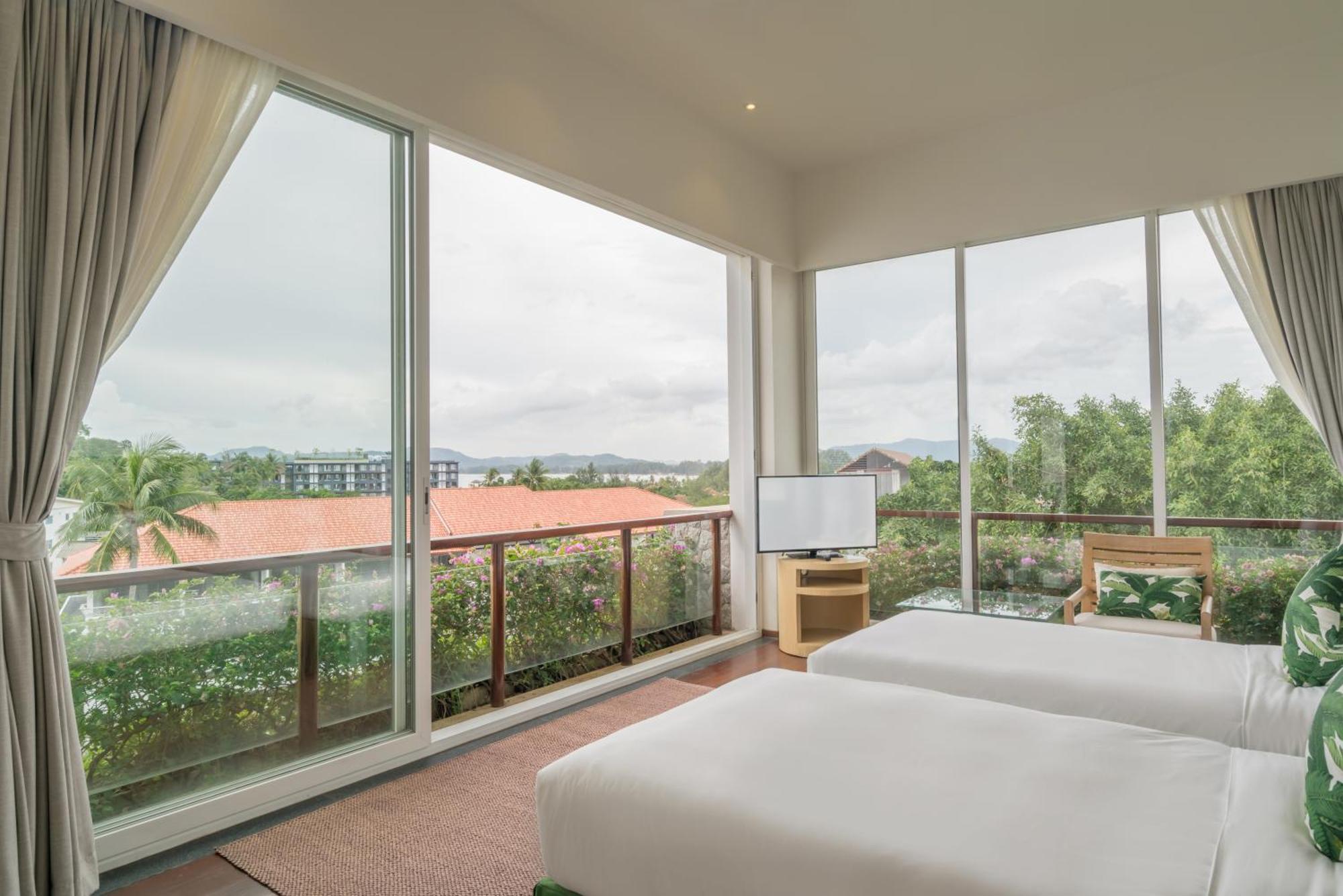 Resort The Chava Surin Beach (Phuket)