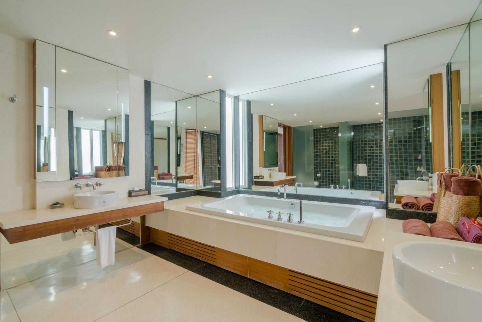 The Chava Resort Surin Beach (Phuket)