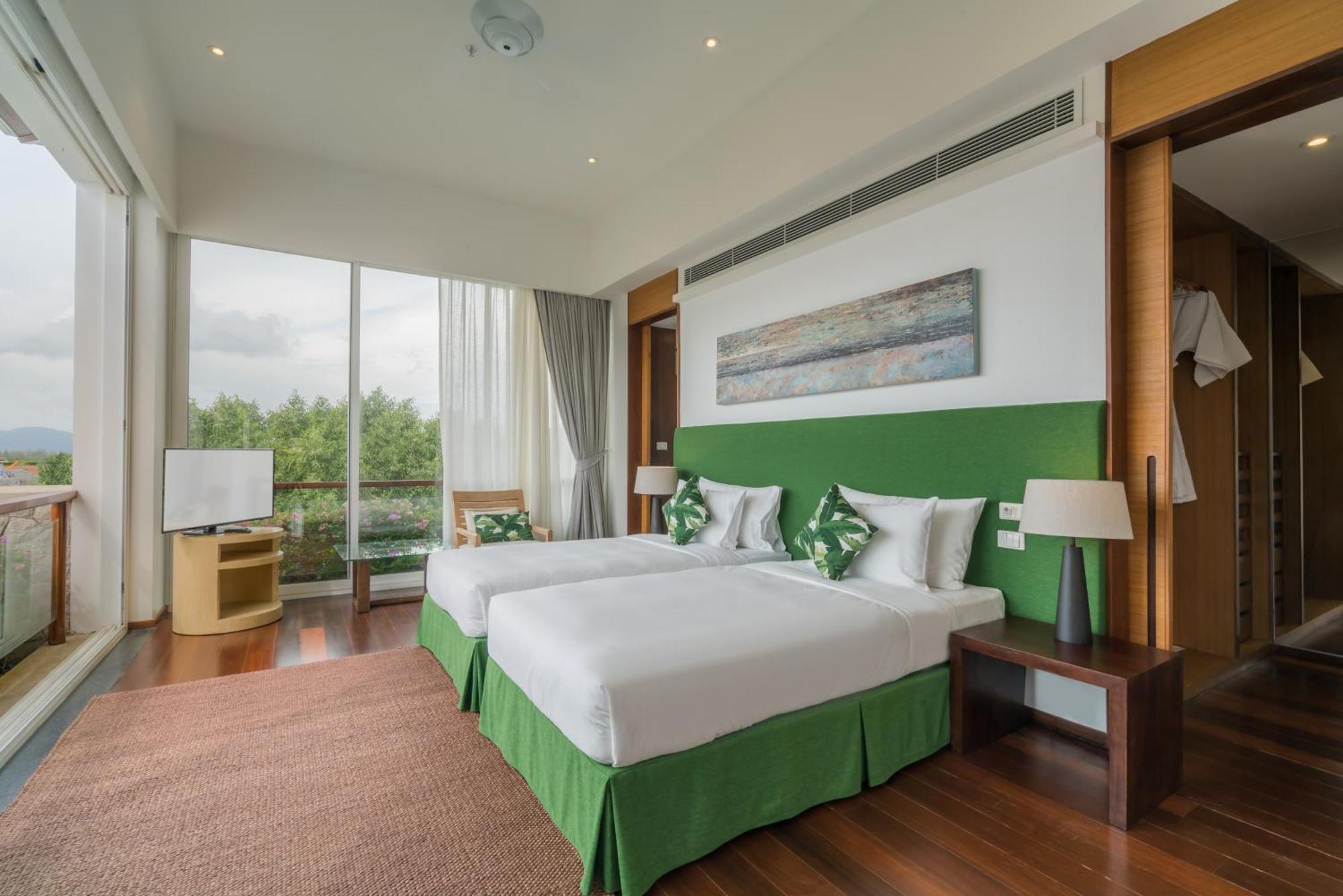 Resort The Chava Surin Beach (Phuket)