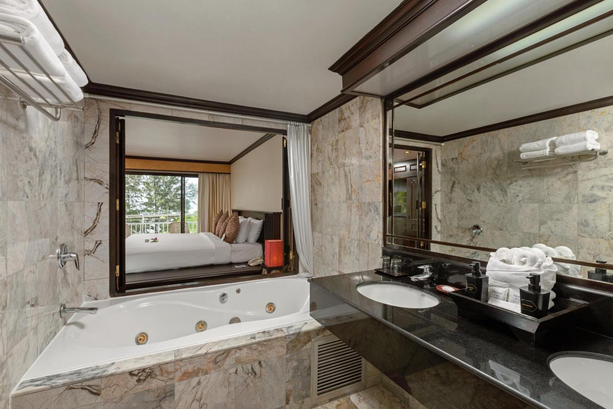 The Front Village - Sha 4* Karon
