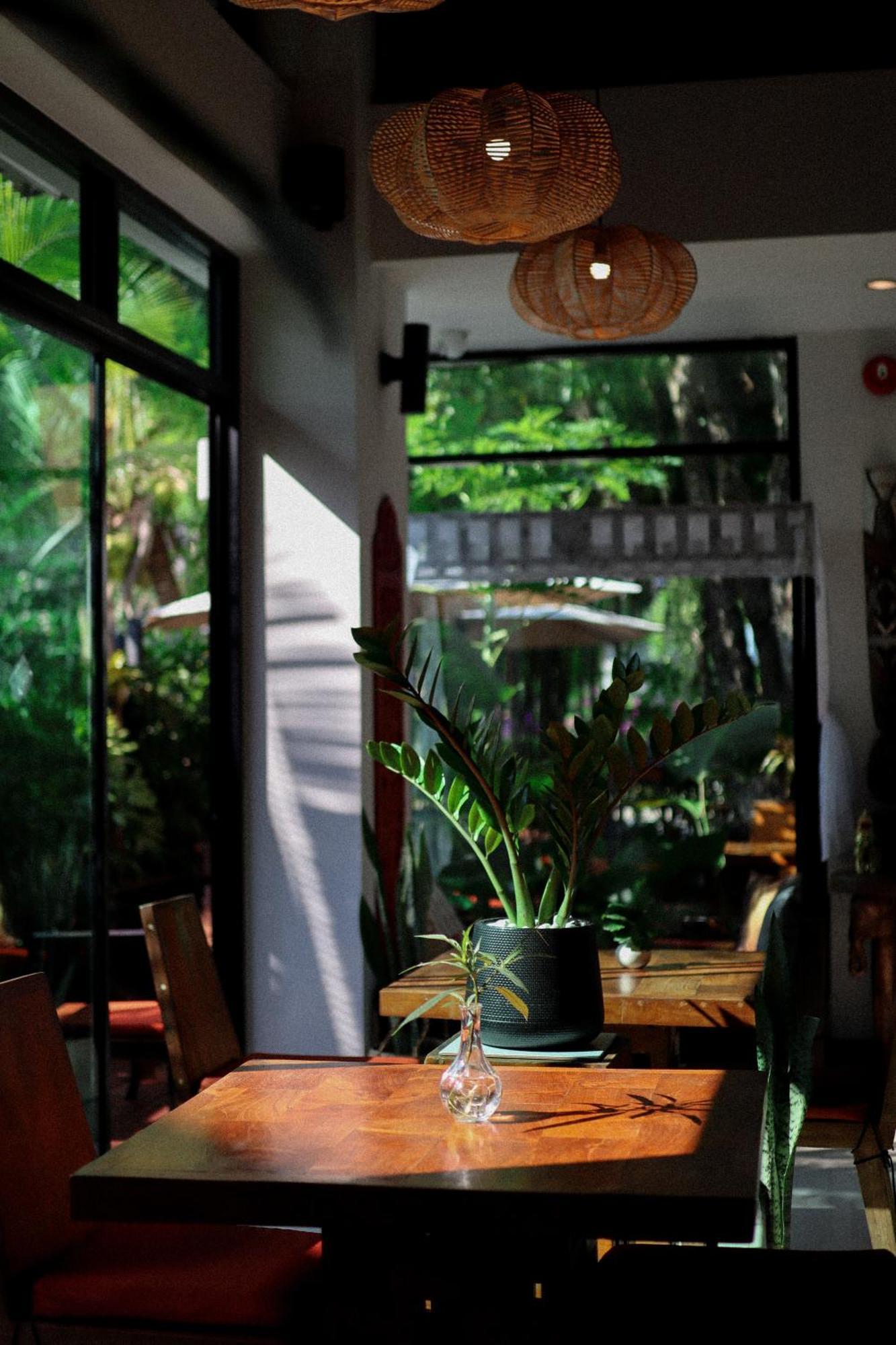 Navatara Phuket Rawai