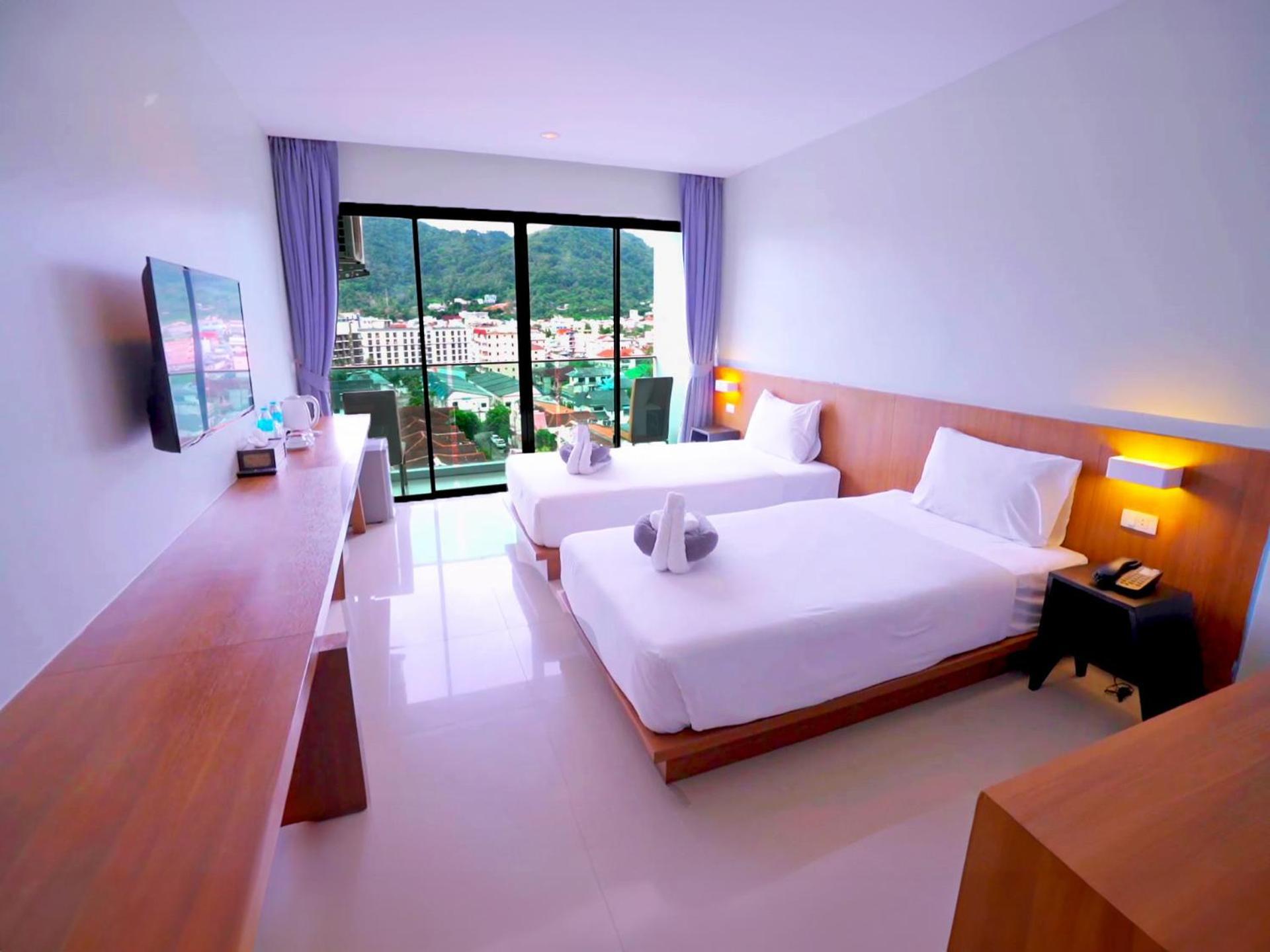 Phoenix Grand 4*