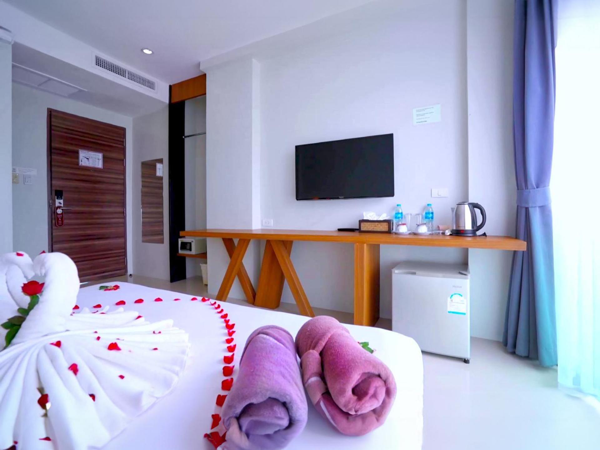 Phoenix Grand Hotel 4*