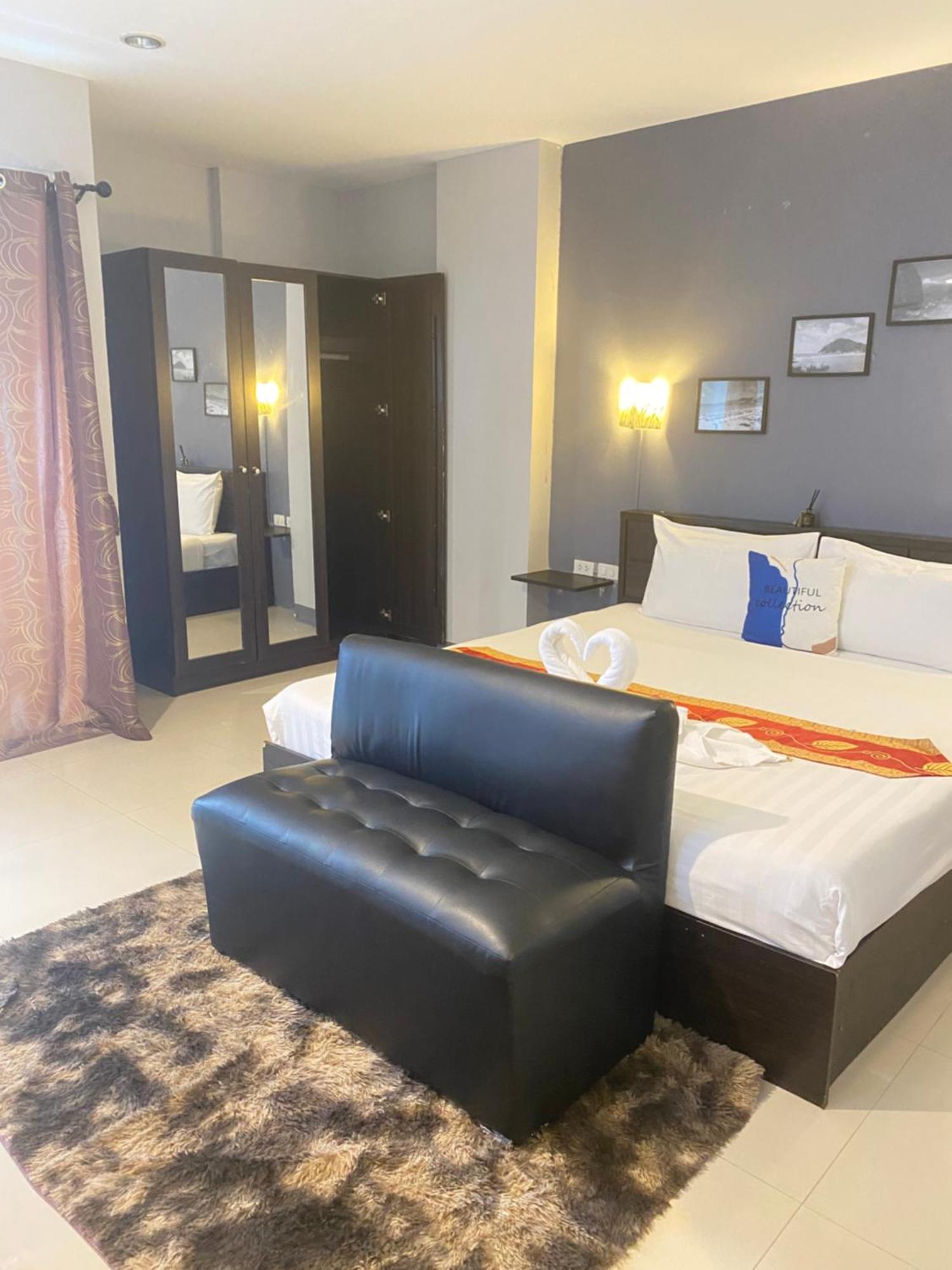 Hotel Holiday Home Patong Patong