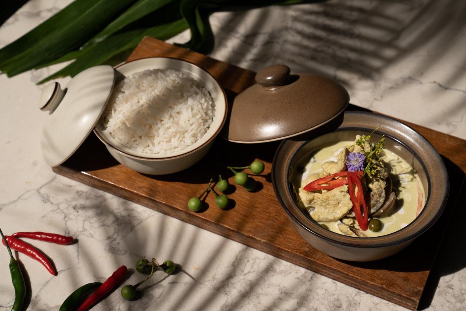 Novotel Phuket Avista And Hotel Kata Beach (Phuket)