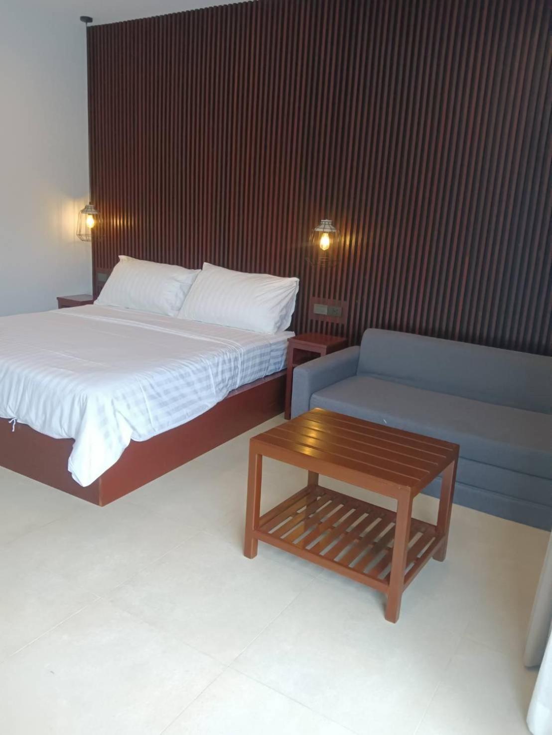 House By Rose Massage Holiday home Nai Thon Beach