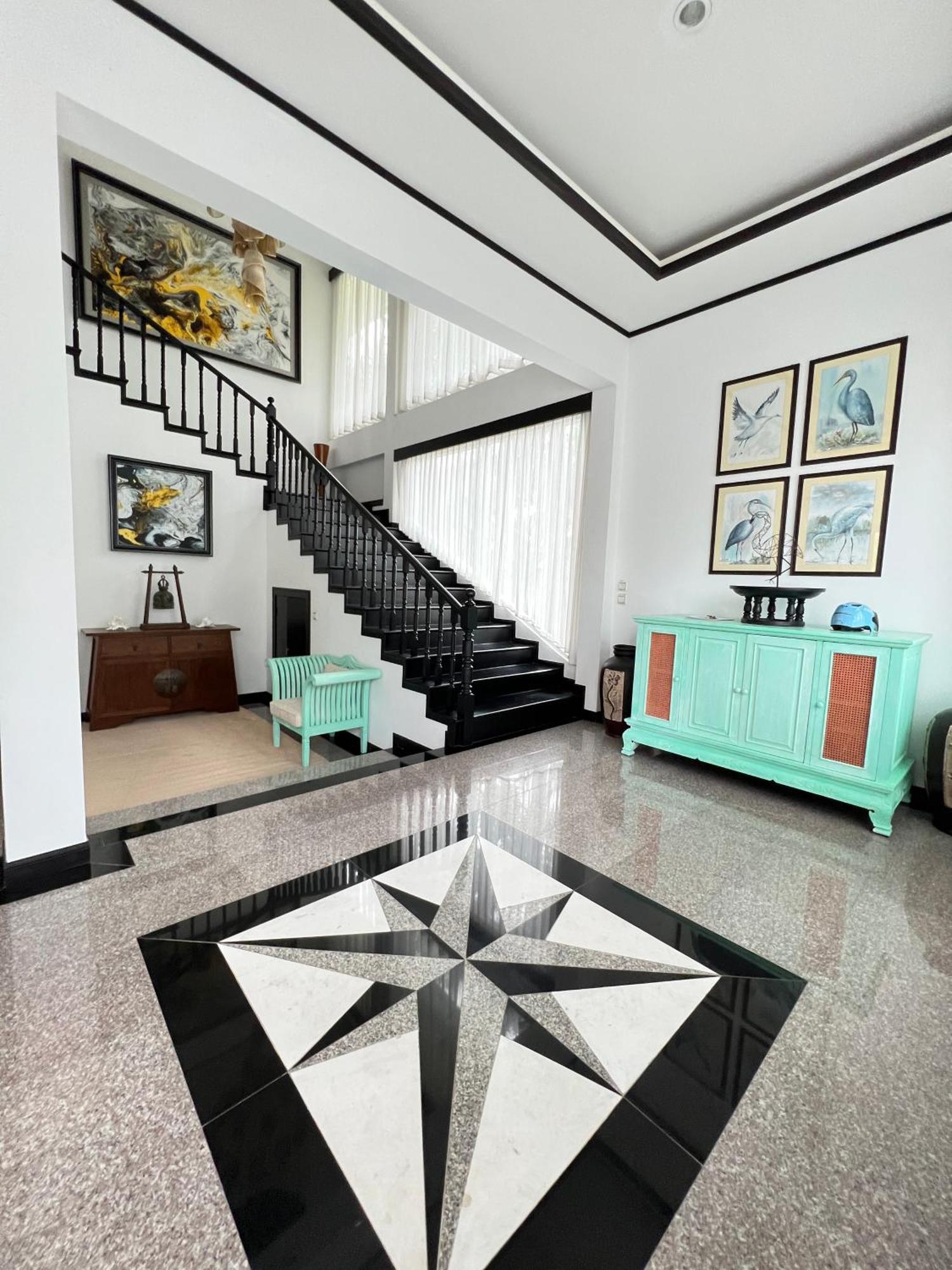 Villa Sirion
