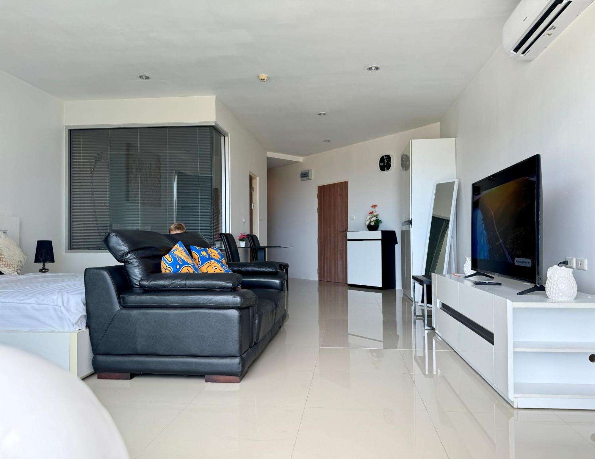Sea View At Chic Condo, * Karon