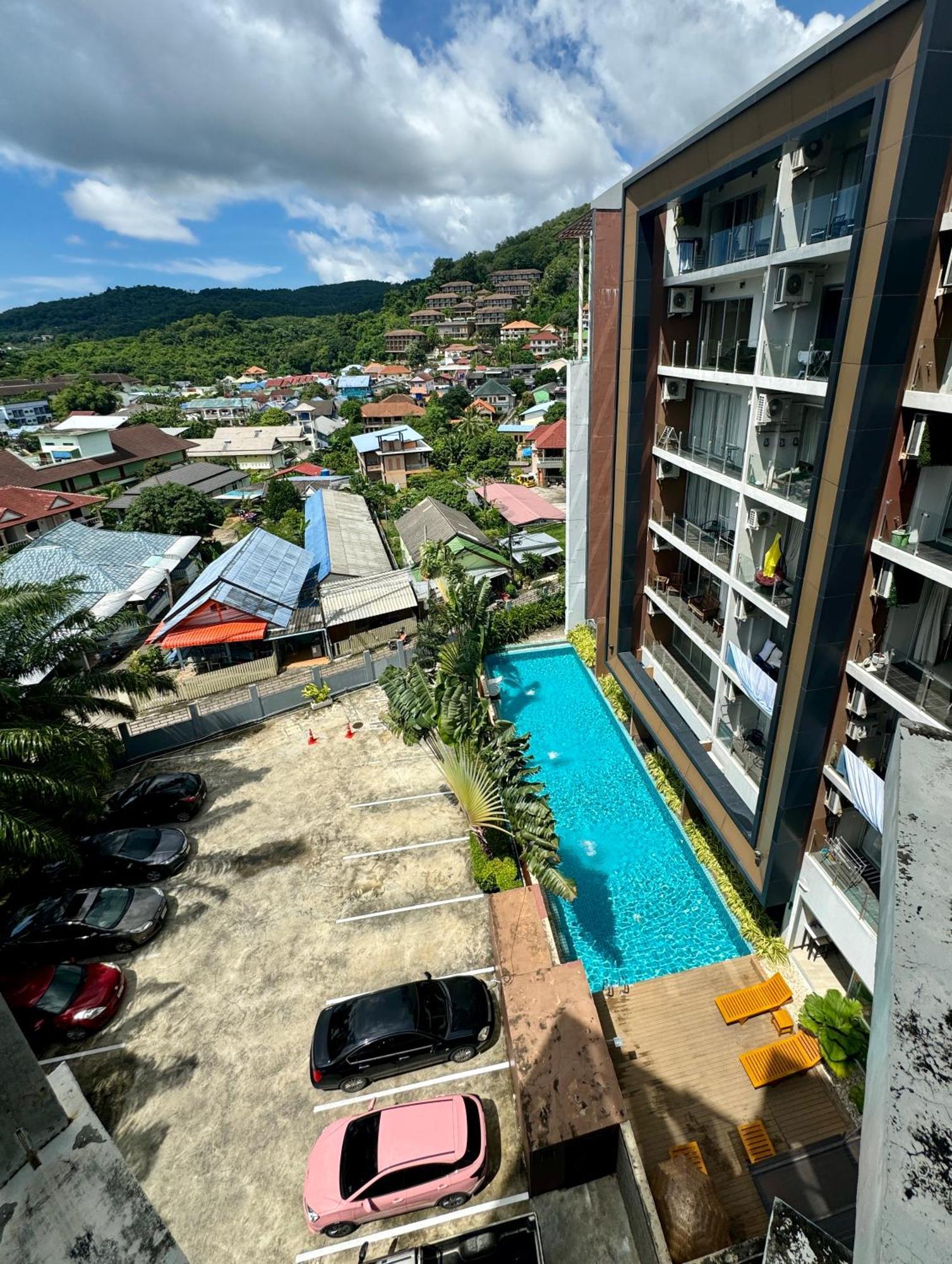 Apartment Sea View At Chic Condo, Karon